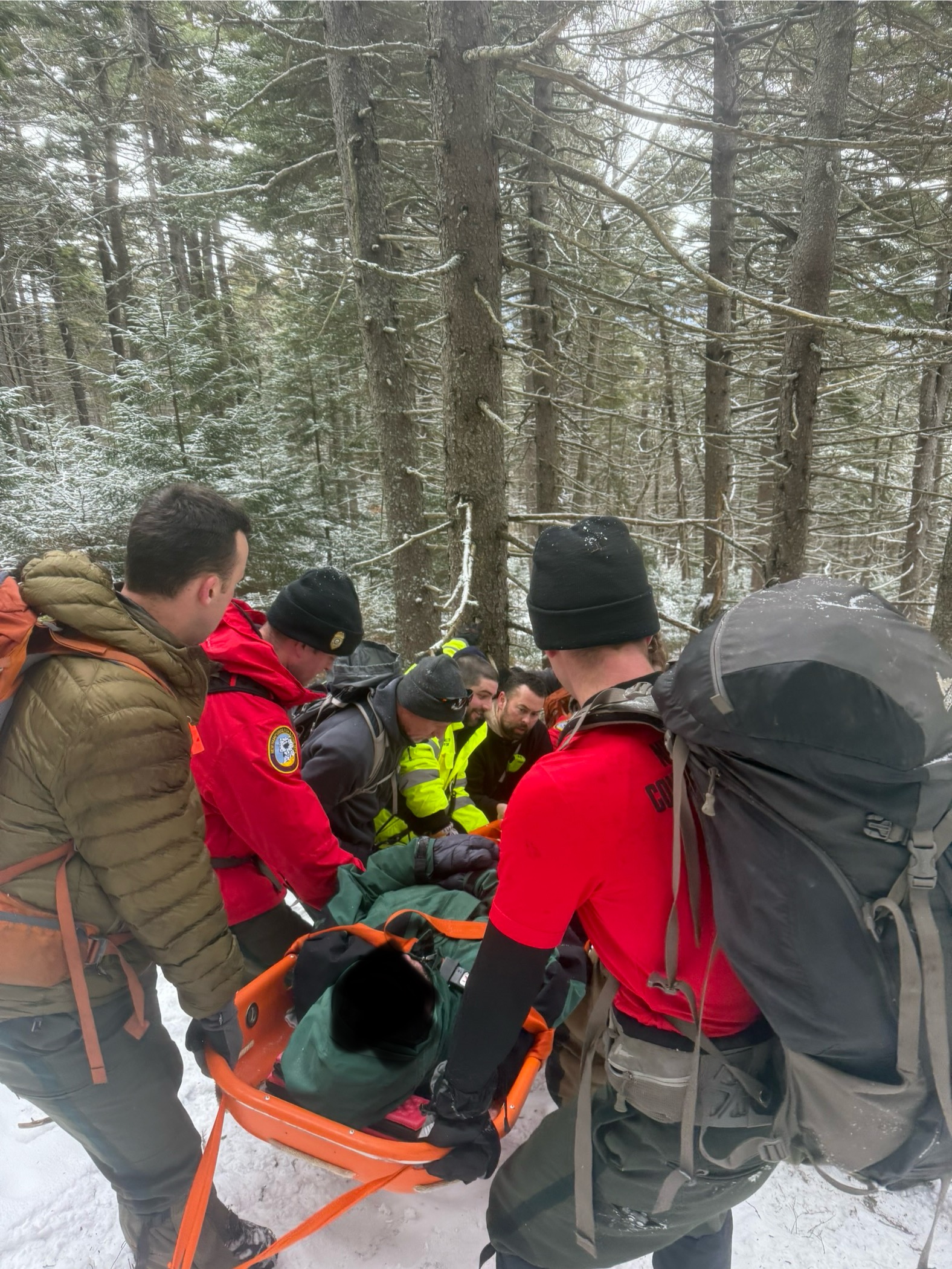 Experienced hiker suffers leg injury on North Pack Monadnock Mountain